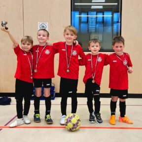 G-Junioren mit starker Leistungen in Potsdam