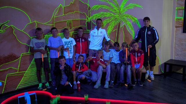 Noch einmal Teamzeit, dann rollt der Ball