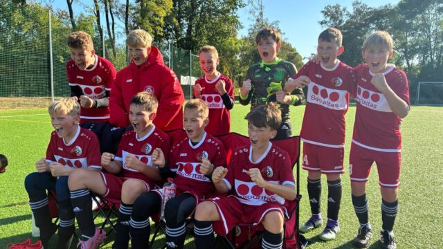 D1 bleibt auf Kurs – fünf Tore in Golm